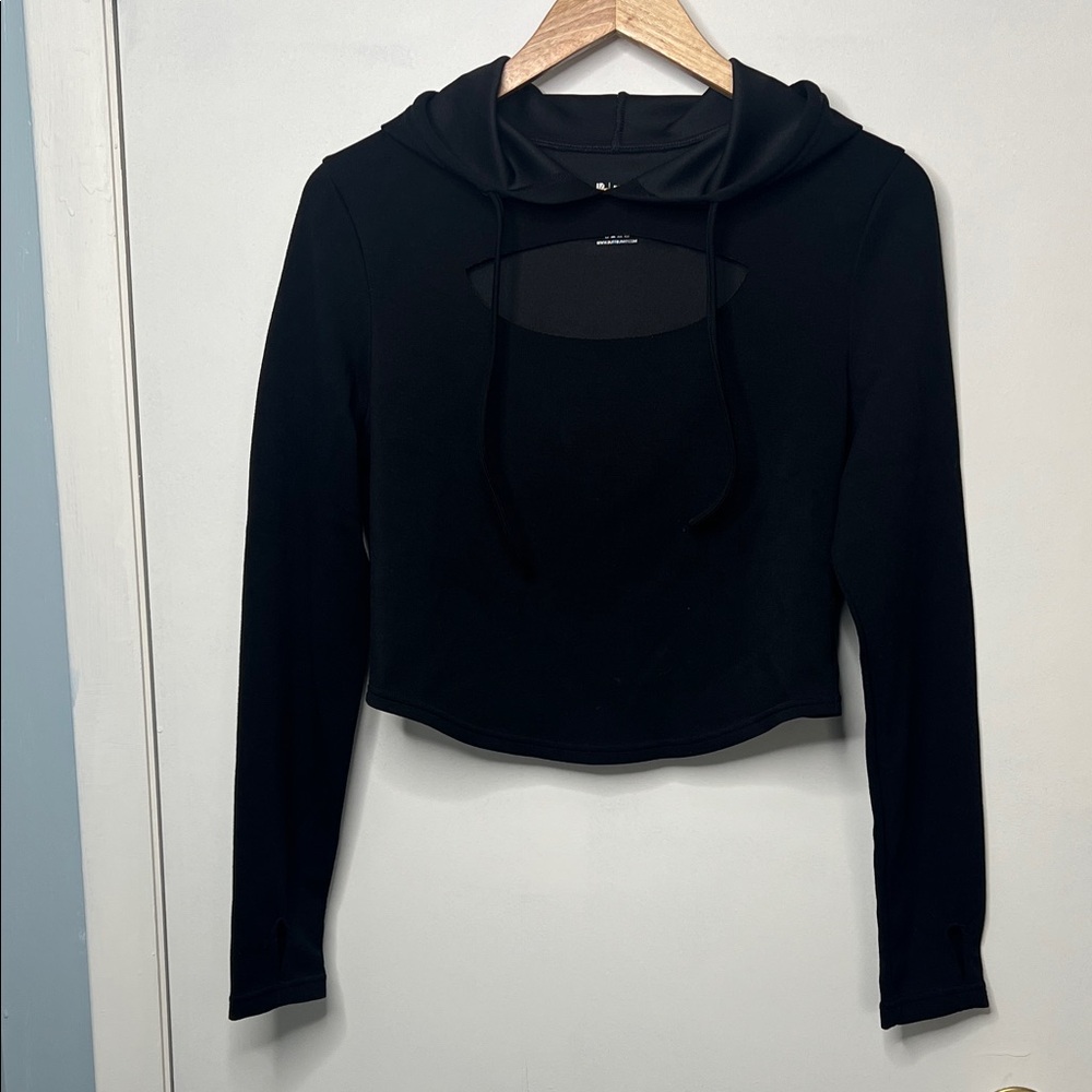 BuffBunny Active Wear Cropped Balance Hoodie